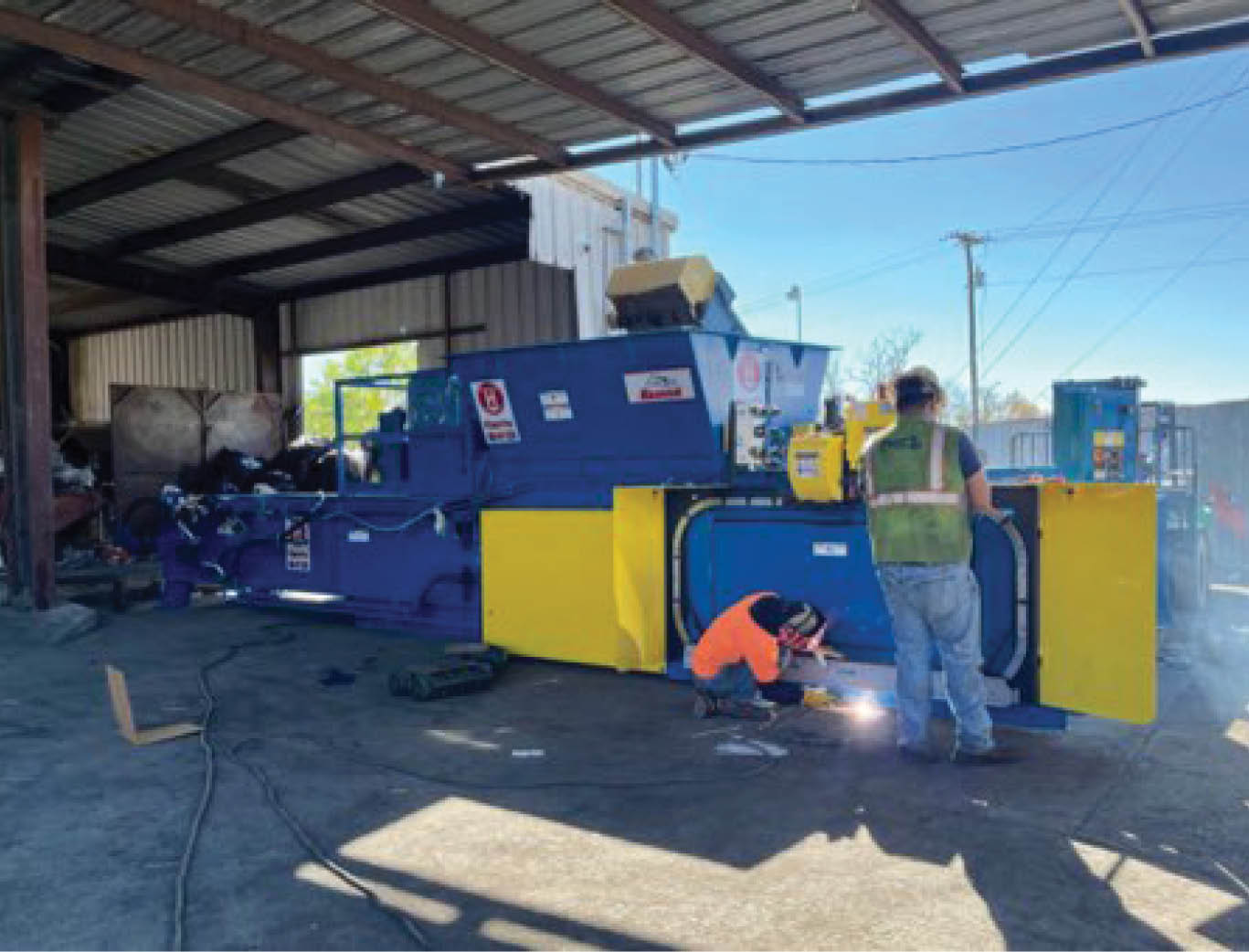 Installation of a new Harris Badger two-ram baler